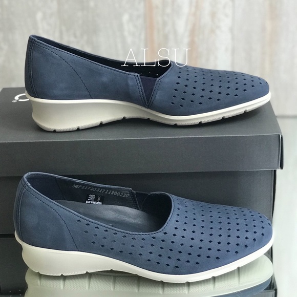 ECCO Felicia Summer Slip On Suede Blue W AUTHENTIC - Picture 2 of 8